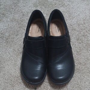 Clarks Elegant Black Dress Shoes